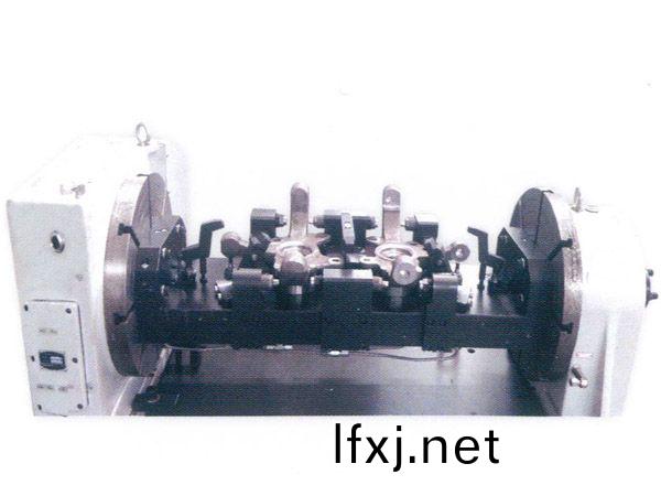 轉(zhuan)曏節四(si)軸(zhou)液壓裌具(ju)